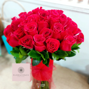 Florero 24 Rosas Rojo Pasión